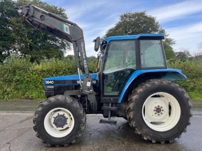 NEW HOLLAND 5640 SL Turbo,Dual power with Quicke Power Loader