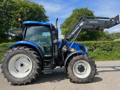 NEW HOLLAND T6030 with Quicke Loader Q10.70 loader